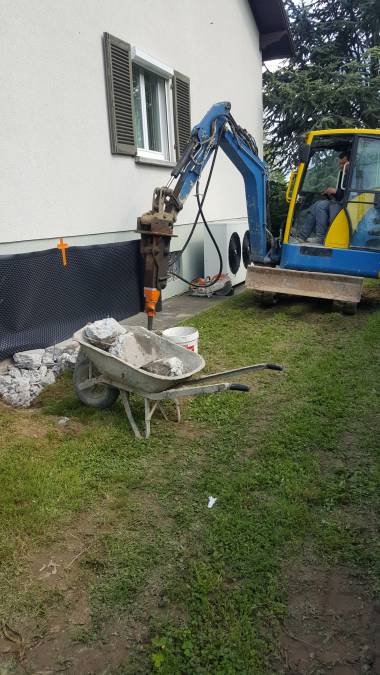 Drainage autour d&#8217;une maison existante à BARTENHEIM. Thann 1