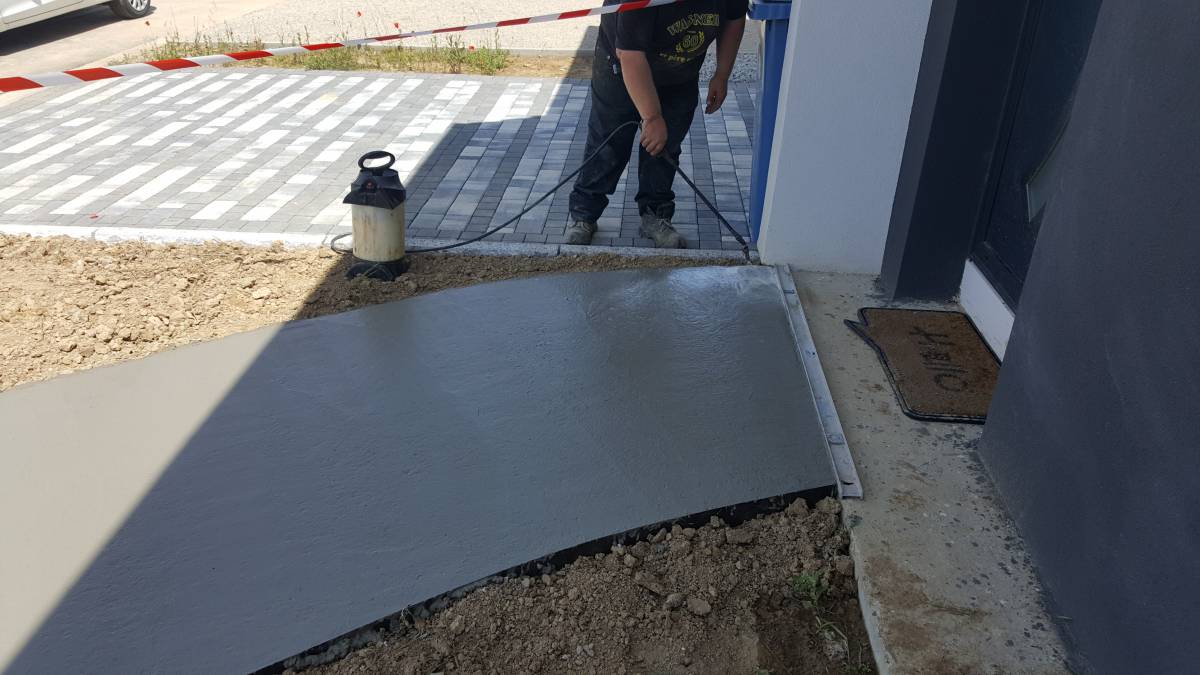 Création de divers aménagements extérieurs à UNGERSHEIM. Riedisheim 4