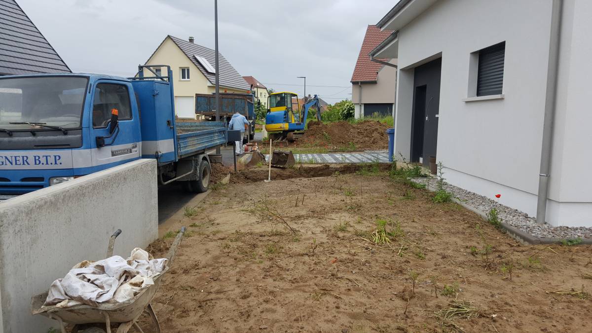 Création de divers aménagements extérieurs à UNGERSHEIM. Wittelsheim 0