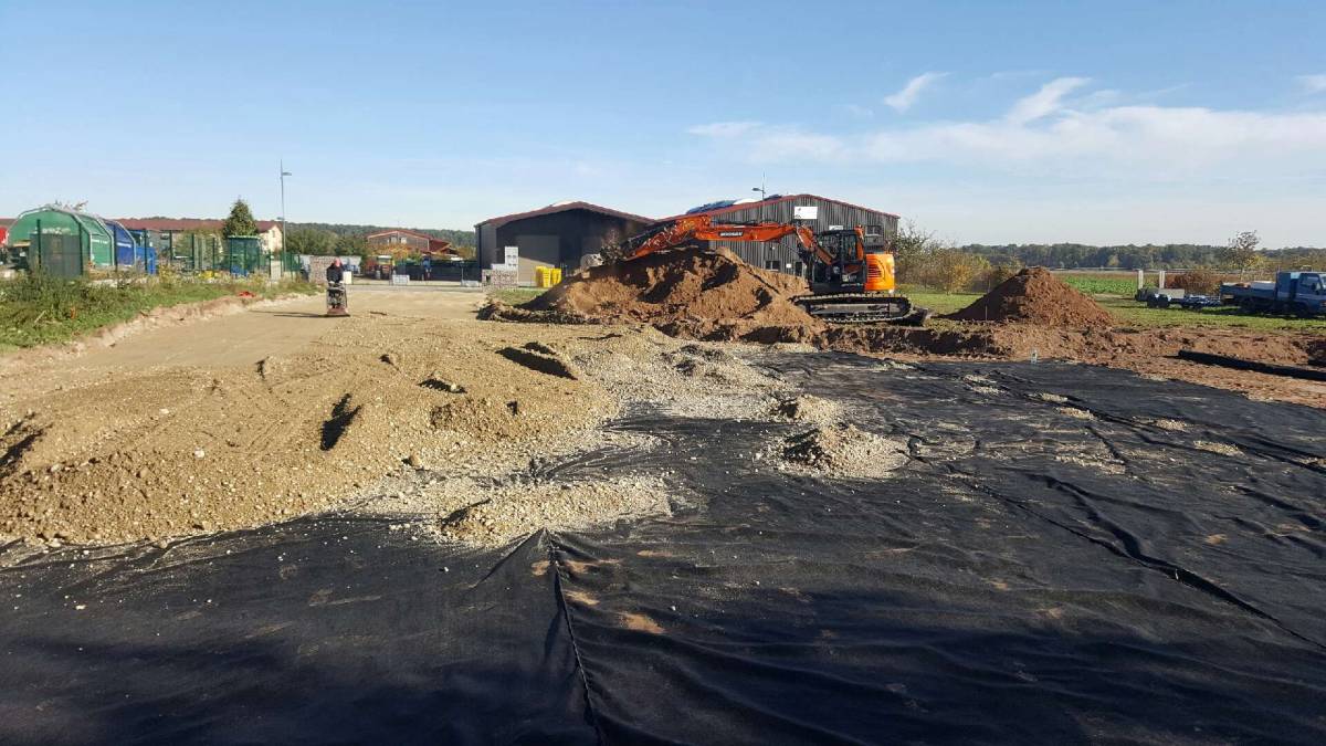 CONFECTION D&#8217;UN DALLAGE BETON POUR CREATION D&#8217;UNE TERRASSE A SAINT LOUIS. Riedisheim 1