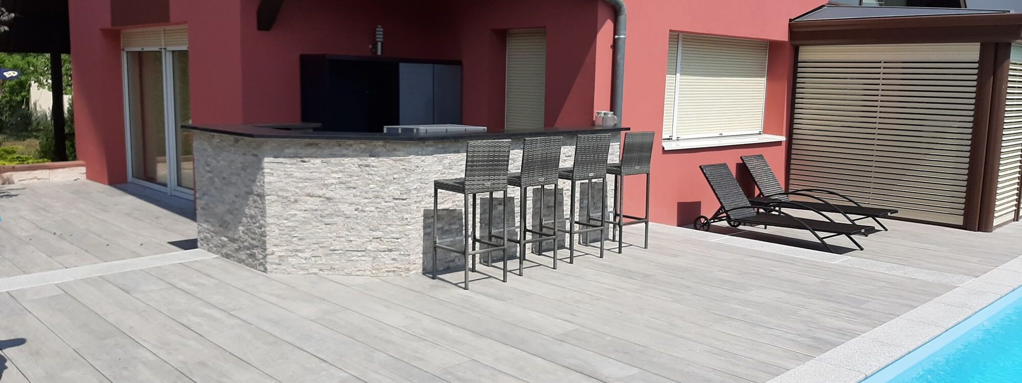 AMENAGEMENT EXTERIEUR AUTOUR D’UNE  PISCINE A BERRWILLER Guebwiller